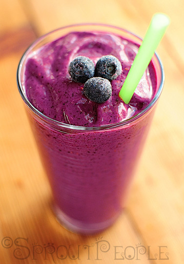 Blueberry - Raspberry Smoothie | Sproutpeople